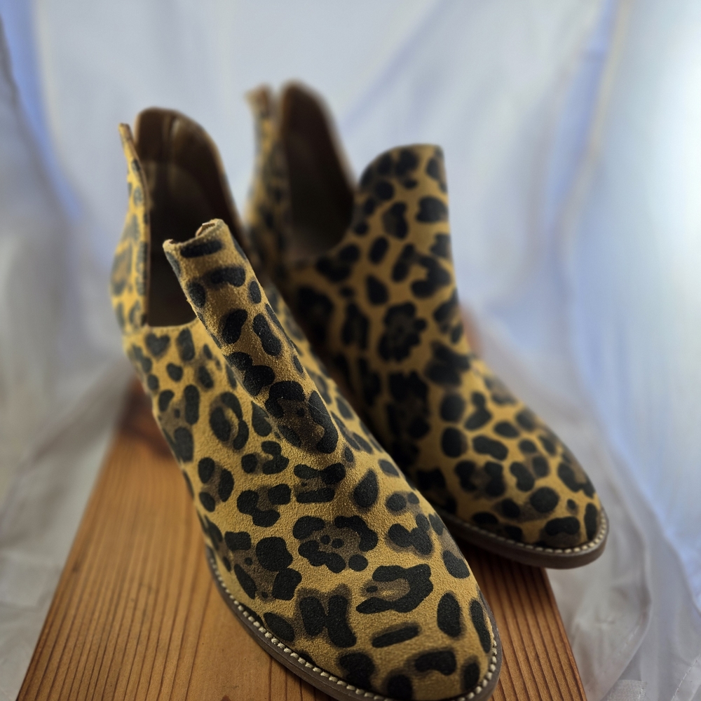 Blondo Waterproof Leopard Print Ankle Booties